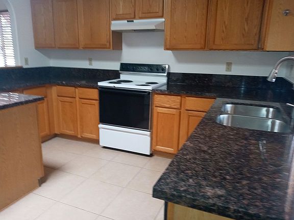 Granite counter tops May 22