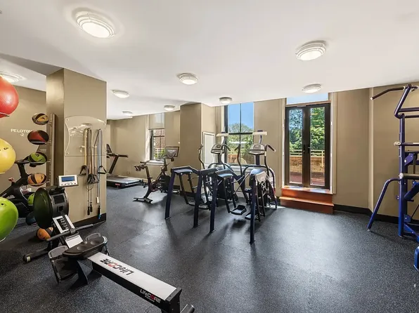 1 Hanson Place image 11 of 18