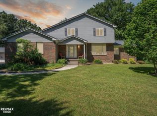 416 State Park Rd, Ortonville, MI 48462