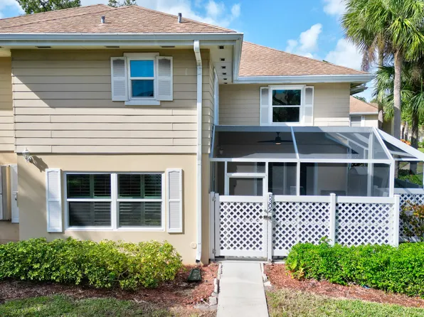 5302 Wheatley Court, Boynton Beach, FL 33436