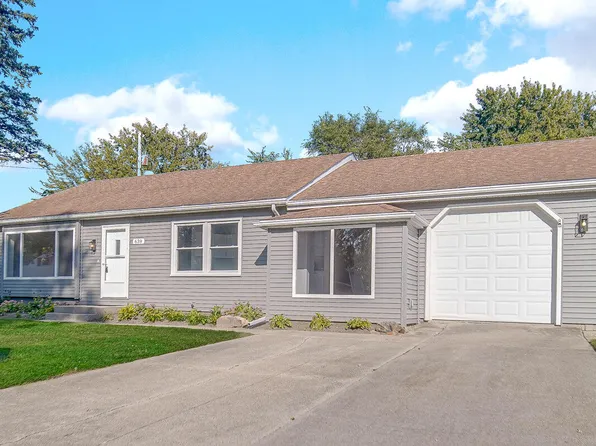 639 Blackwood Dr, Lowell, IN 46356