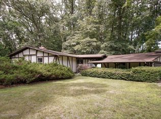 875 Sylvan Dr, Battle Creek, MI 49017