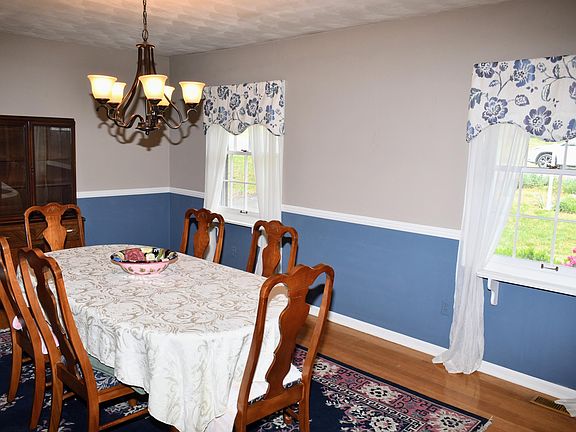 5th image of 5114 Craun Ln