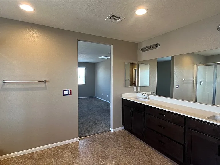 1816 Luxor Lights Ave — Photo 20