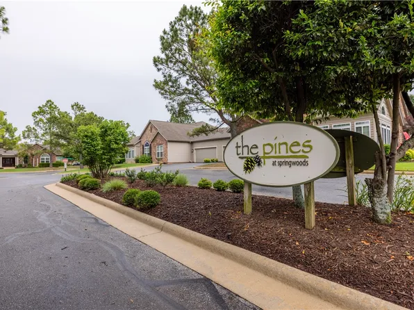 2286 W Pinehills Dr APT 1, Fayetteville, AR 72704