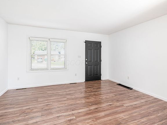 4th image of 745 Brookdale Dr