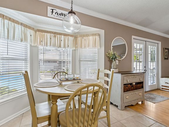 5th image of 23982 Flora Parke Blvd