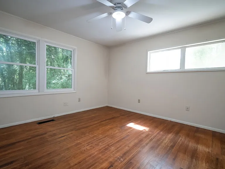 175 Habersham Way — Photo 20