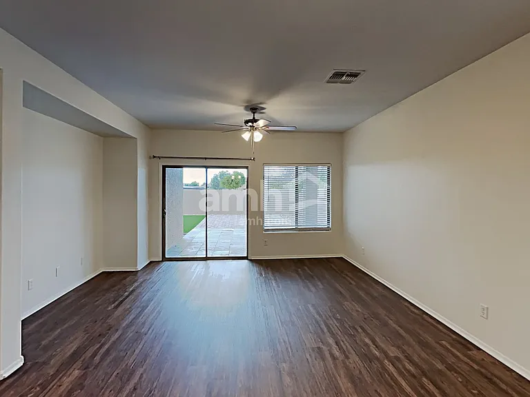 1232 W Desert Hollow Dr — Photo 7