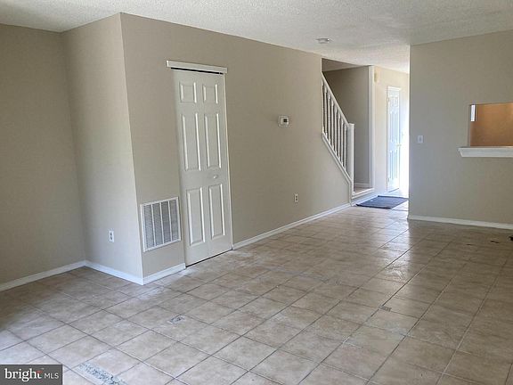 2nd image of 19 Mohave Dr #19