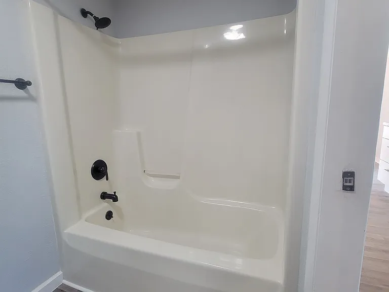 237 Arbor St E — Photo 8