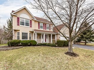 182 Meadowview Ln, Aurora, IL 60502