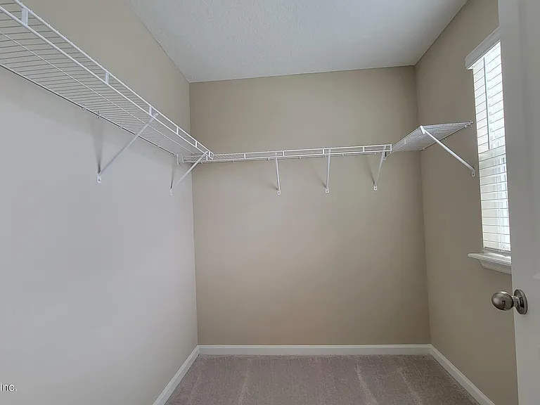 12880 Josslyn Ln — Photo 20