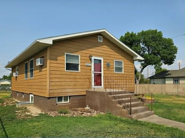 2611 Mizpah St, Miles City, MT 59301