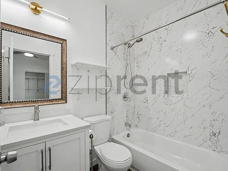 1659 E 61st St — Photo 15