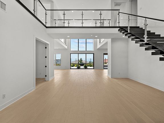 Foyer - Modern Farmhouse