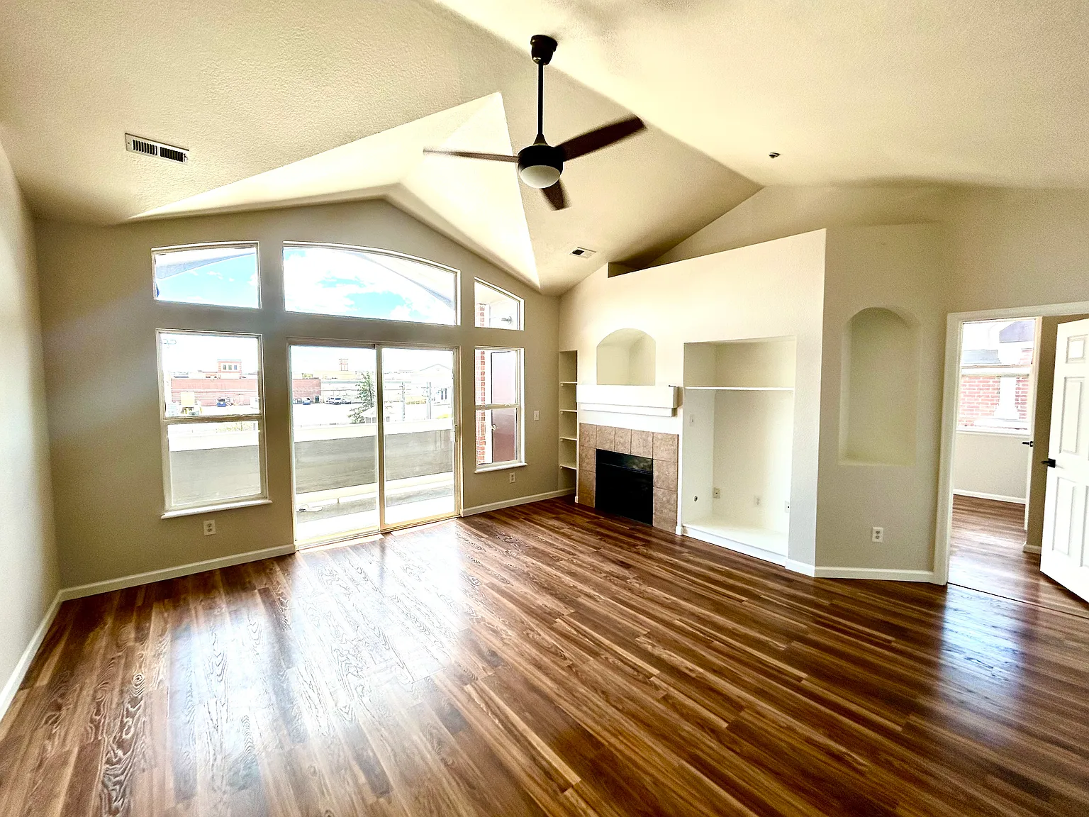 2 bed, 1167 sqft, $1,700 — Photo 1