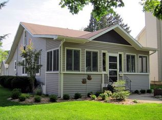 612 Union St, Geneva, IL 60134