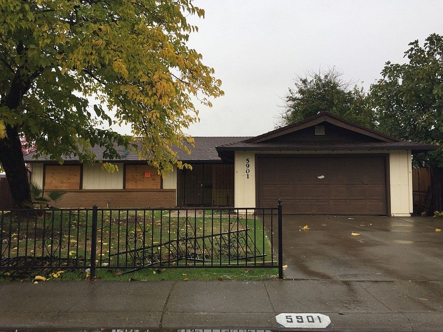 1st image of 5901 Revelstok Dr