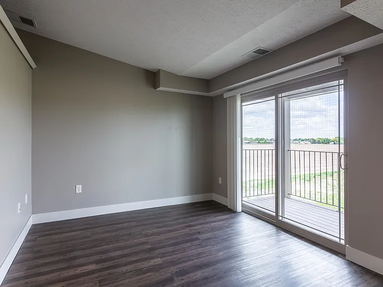 The Sterling Apartments at Grand Island — Photo 57