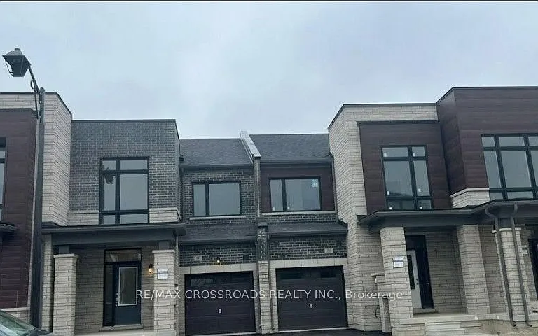 22 Blick Cres — Photo 1