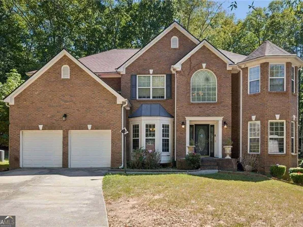 7627 Waterlace Dr, Fairburn, GA 30213