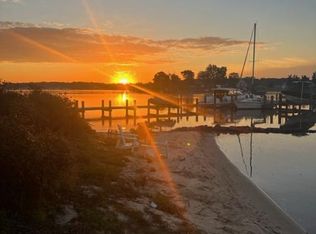 52 Johnson Rd, Pasadena, MD 21122