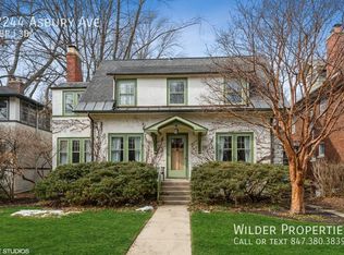 2244 Asbury Ave, Evanston, IL 60201
