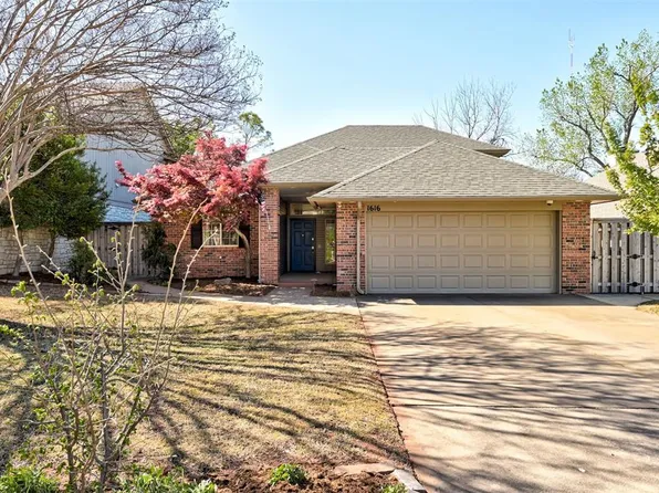 1616 Country Place Rd, Oklahoma City, OK 73131