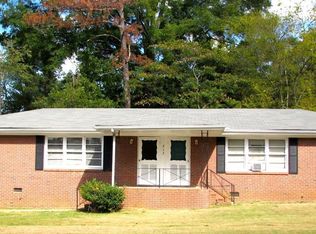 712 Landers Dr SW, Mableton, GA 30126