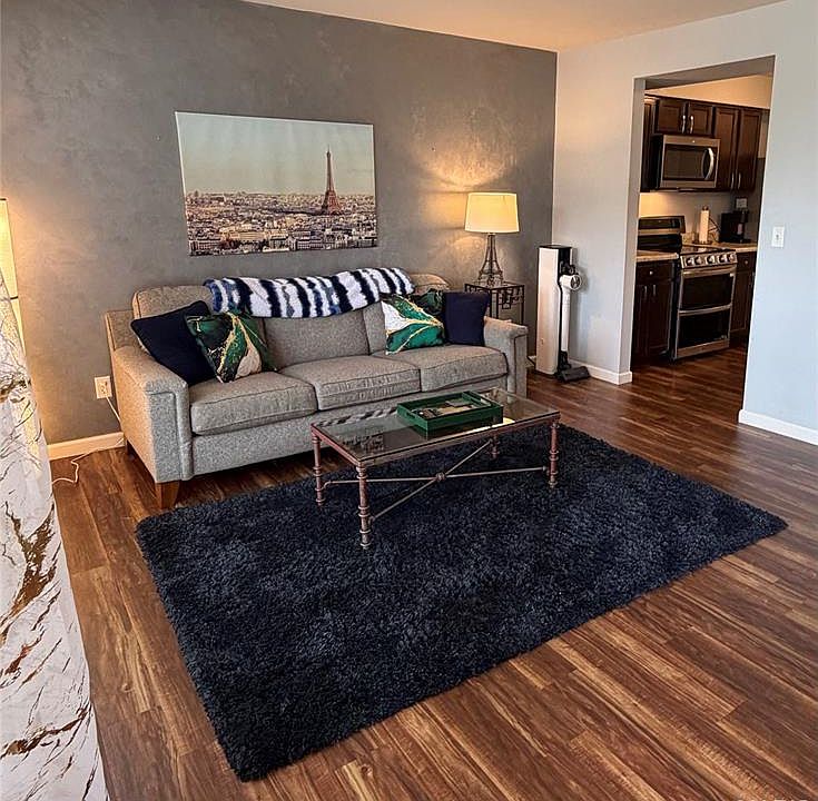 311 Countryshire Dr, Lake Saint Louis, MO 63367 | Zillow