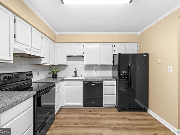 5th image of 5107 Dominion Dr