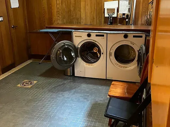 453 West 56th Street image 11 of 11