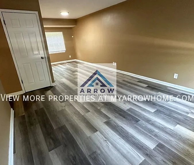 10637 Dunkeld Cir — Photo 7