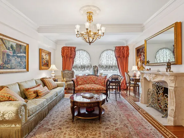 975 Park Avenue image 1 of 14