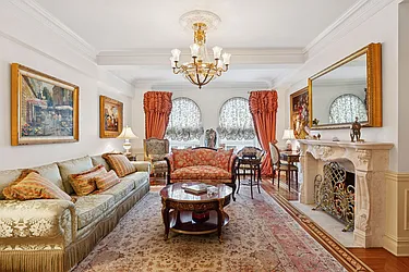 975 Park Avenue, #16A