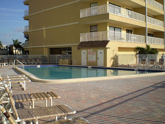 Heated pool