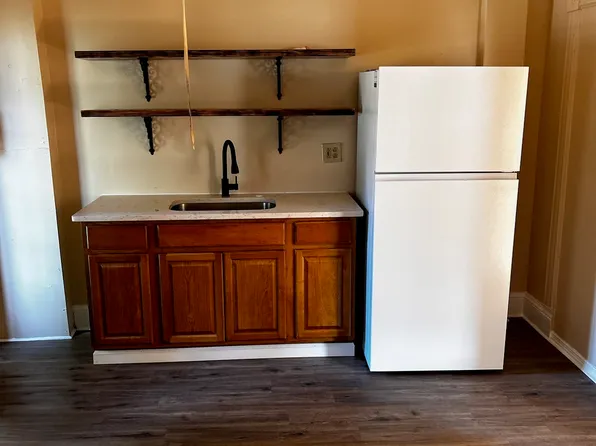420 1st St #1, Newburgh, NY 12550