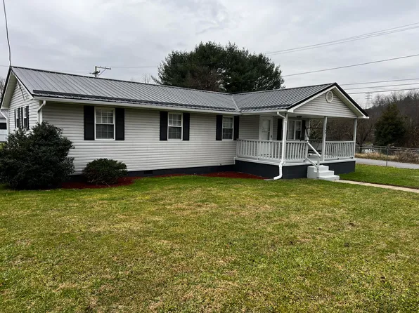 Route 612, Scarbro, WV