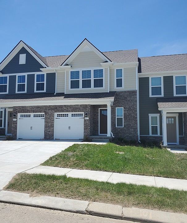 1st image of 437 Killarney Park