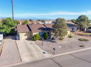1784 Borealis Ave SE, Rio Rancho, NM 87124