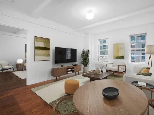 24 Fifth Avenue image 1 of 18