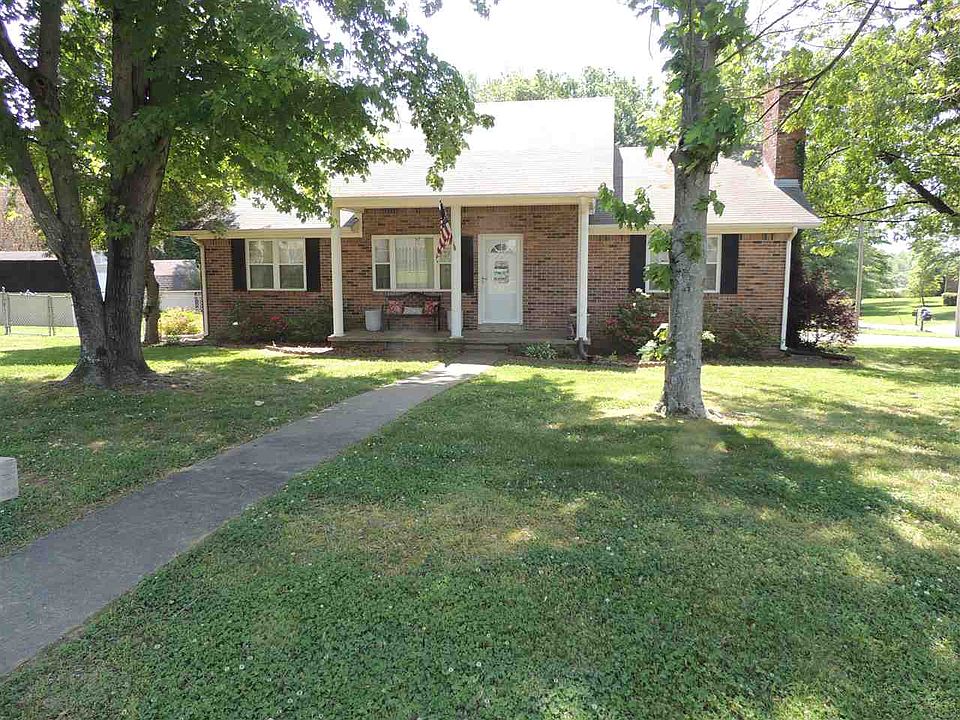 1st image of 825 Nora Dr