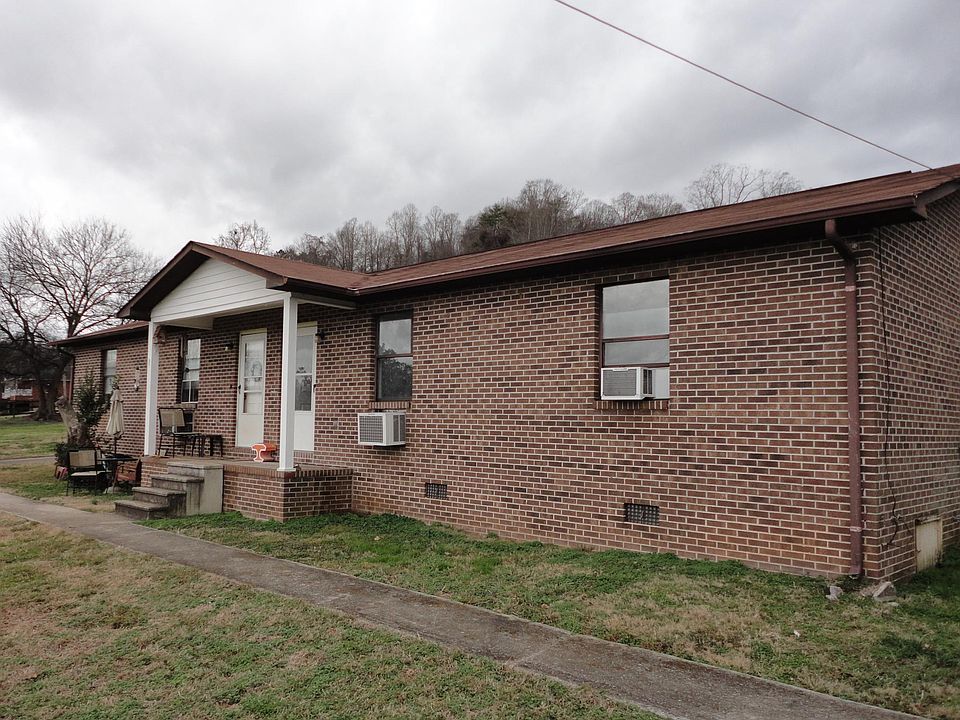 1st image of 208 Ferguson Ln #B