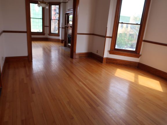 2nd image of 3732 N Southport Ave #3F