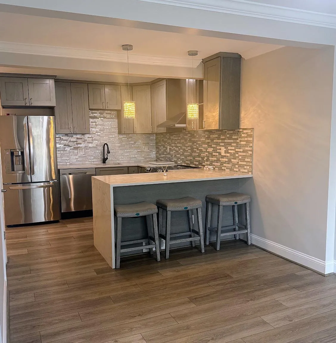 3 bed, 2.5 bath, 1070 sqft, $2,000 — Photo 4
