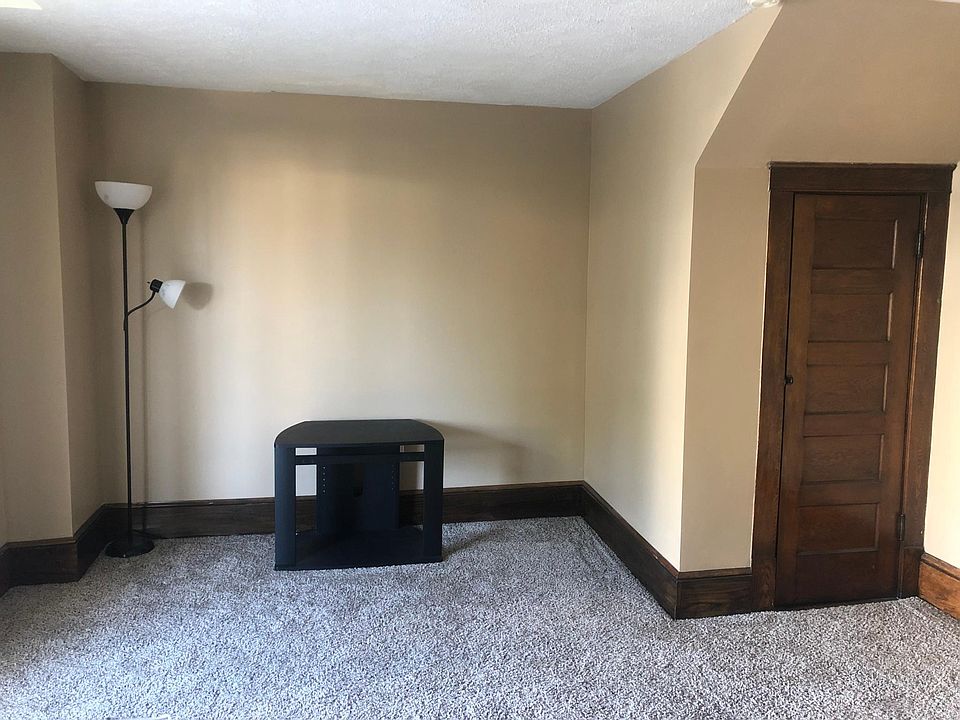 1st image of 314 Park St #102