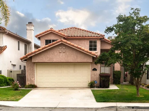 1553 Green Oak Rd, Vista, CA 92081