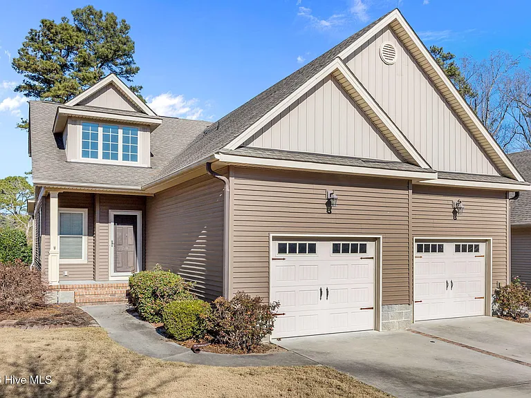 58 Cypress Cir — Photo 3