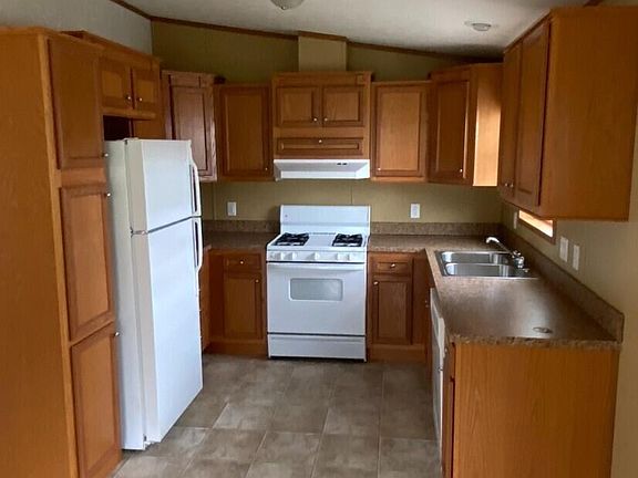 5th image of 217 G St